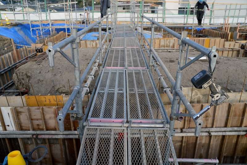 設計図通り正確に鉄筋を神戸で組み上げ建物の安全性を強化